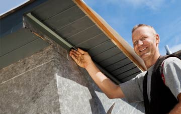 soffit installation Battlies Green